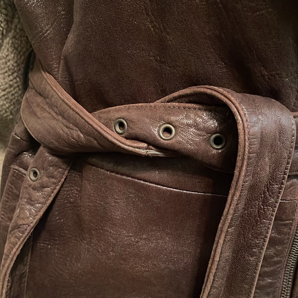 Designer coat - Picture 3 of 7